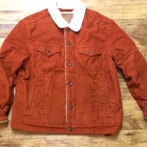 Levi’a Premium Clothing